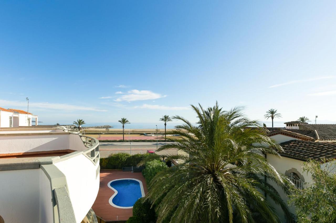 Cargols De Mar Villa Empuriabrava Exterior photo