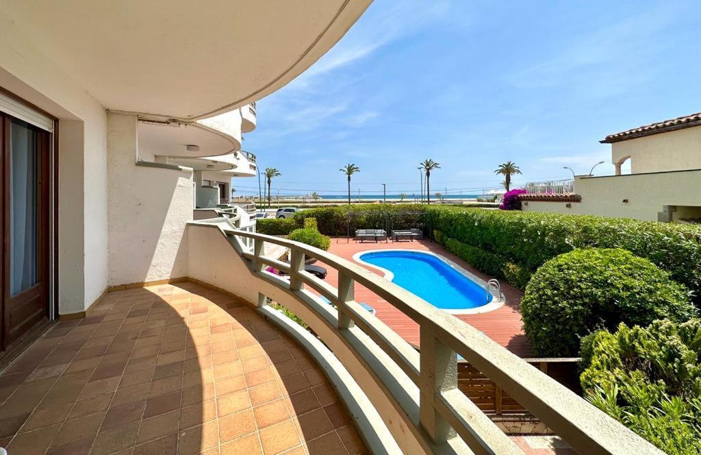 Cargols De Mar Villa Empuriabrava Exterior photo